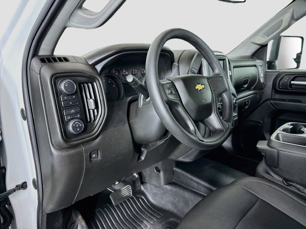 2023 Chevrolet Silverado 3500HD Work Truck