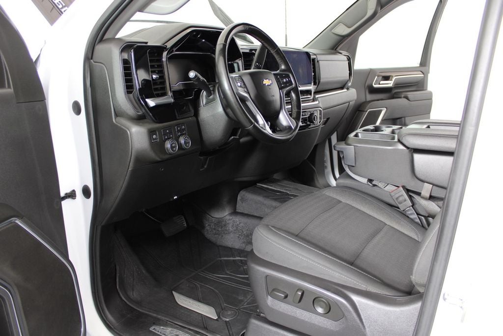 2024 Chevrolet Silverado 3500HD LT