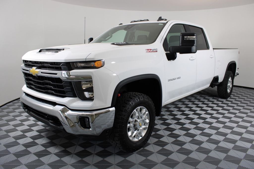 2024 Chevrolet Silverado 3500HD LT