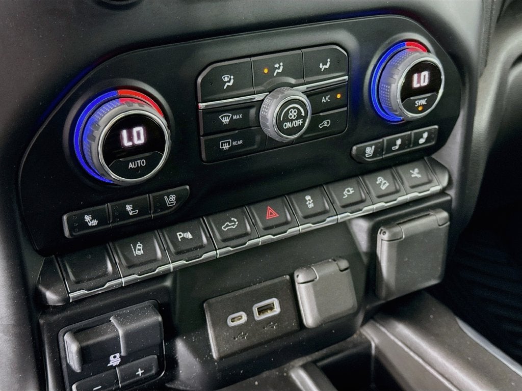 2022 Chevrolet Silverado 3500HD LTZ
