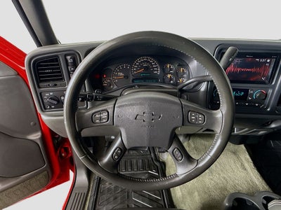 2004 Chevrolet Silverado 2500HD LS
