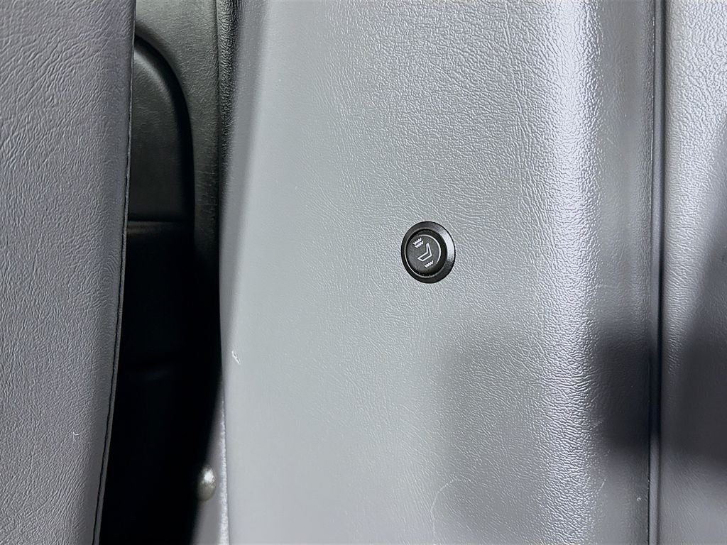 2004 Chevrolet Silverado 2500HD LS