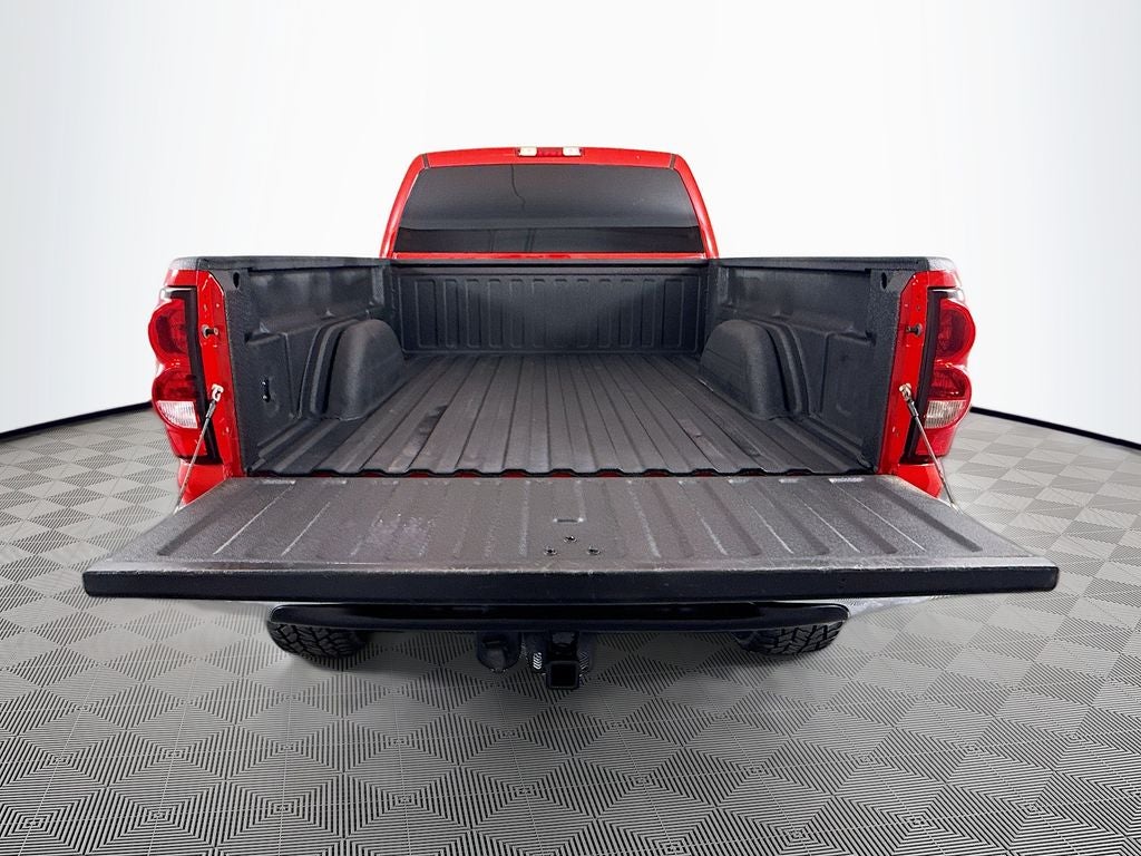 2004 Chevrolet Silverado 2500HD LS