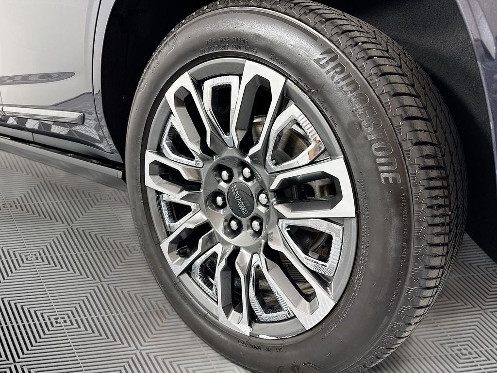 2024 GMC Yukon Denali Ultimate