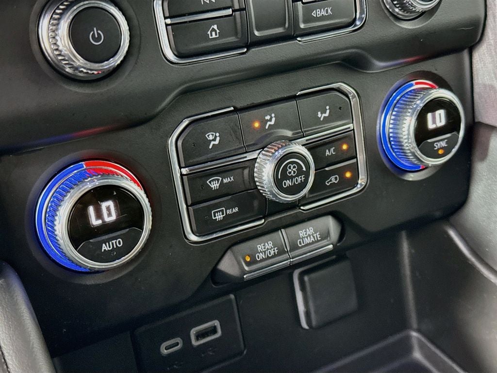 2024 GMC Yukon XL SLE