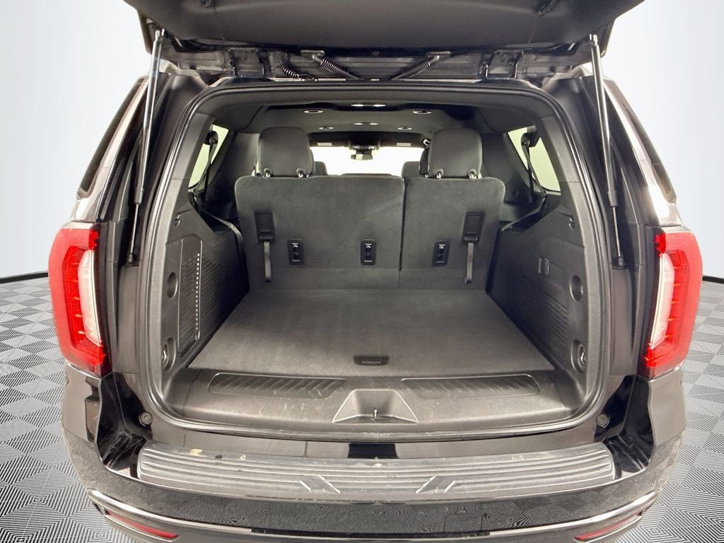 2024 GMC Yukon XL SLE