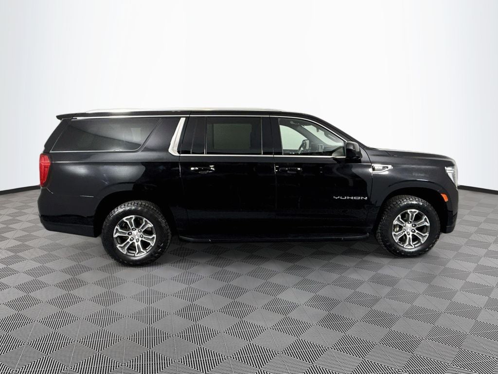 2024 GMC Yukon XL SLE