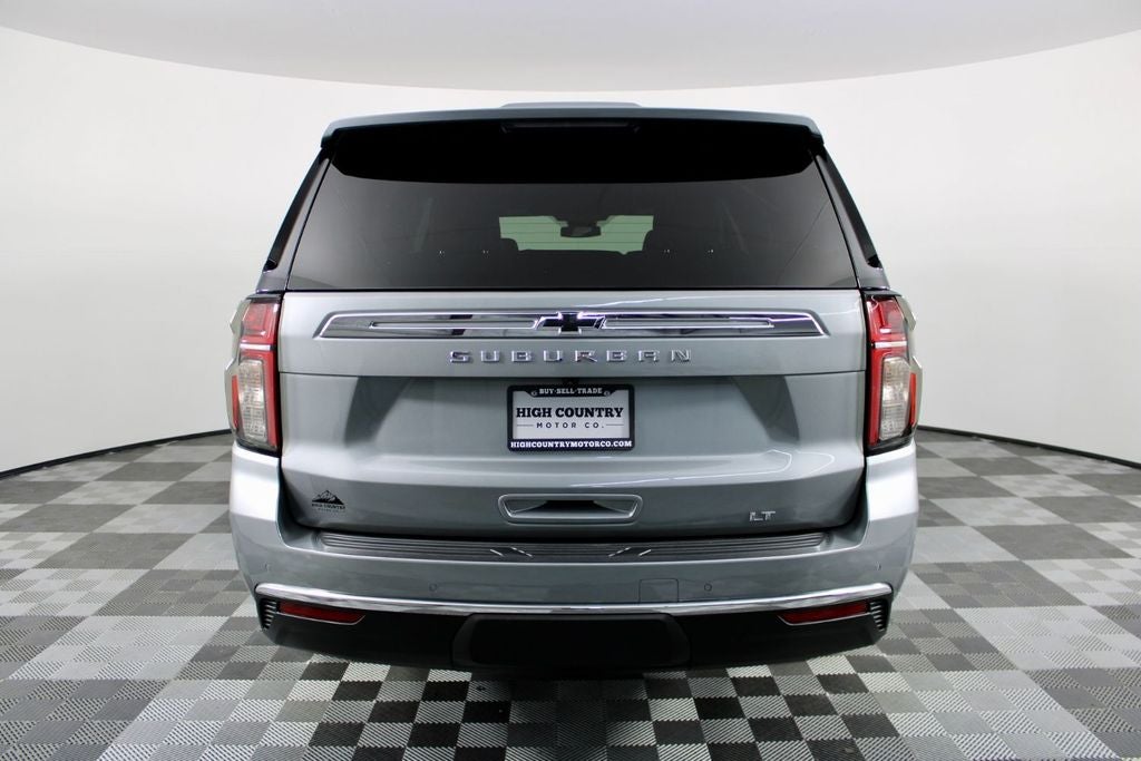 2023 Chevrolet Suburban LT