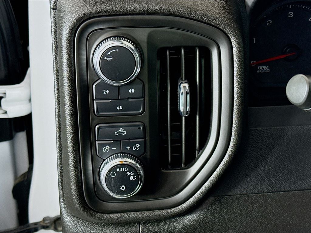 2023 GMC Sierra 2500HD Pro