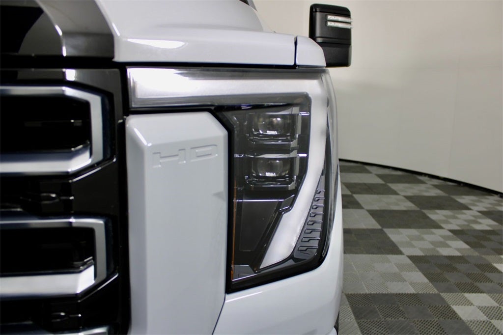 2025 GMC Sierra 3500HD AT4