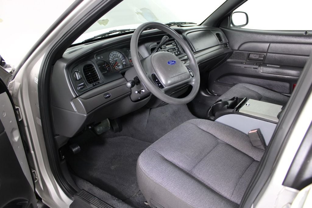 2004 Ford Crown Victoria Police Interceptor
