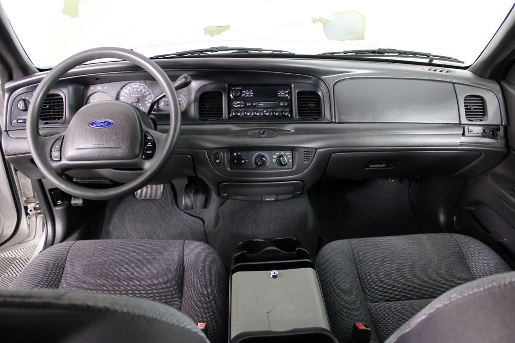 2004 Ford Crown Victoria Police Interceptor