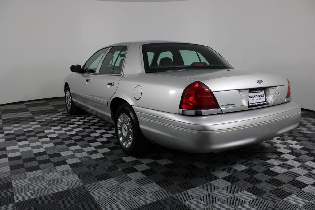 2004 Ford Crown Victoria Police Interceptor