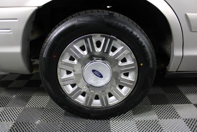 2004 Ford Crown Victoria Police Interceptor