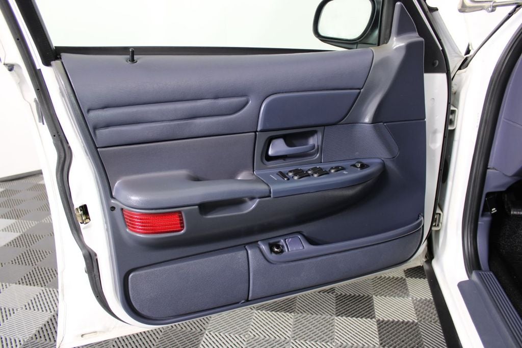 2001 Ford Crown Victoria Police Interceptor