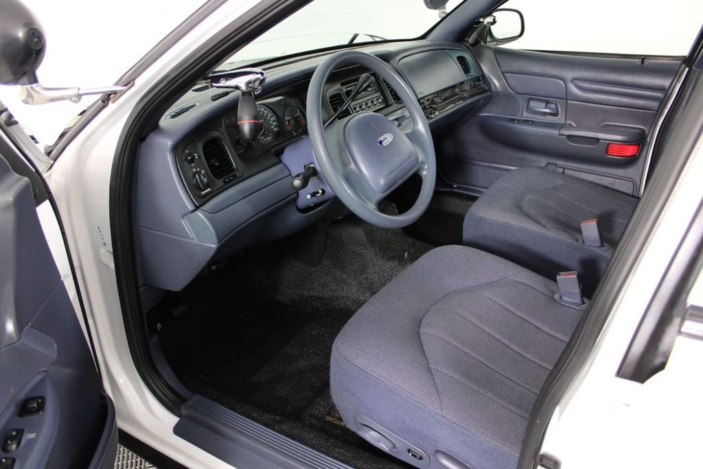 2001 Ford Crown Victoria Police Interceptor
