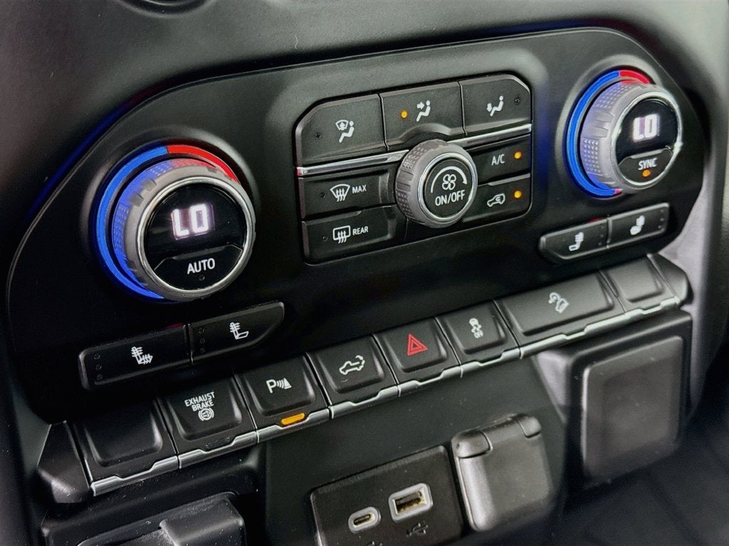 2023 Chevrolet Silverado 3500HD LT