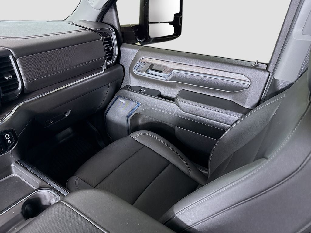 2024 Chevrolet Silverado 3500HD LTZ
