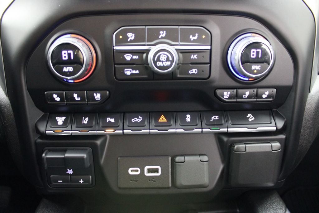 2023 Chevrolet Silverado 3500HD LTZ