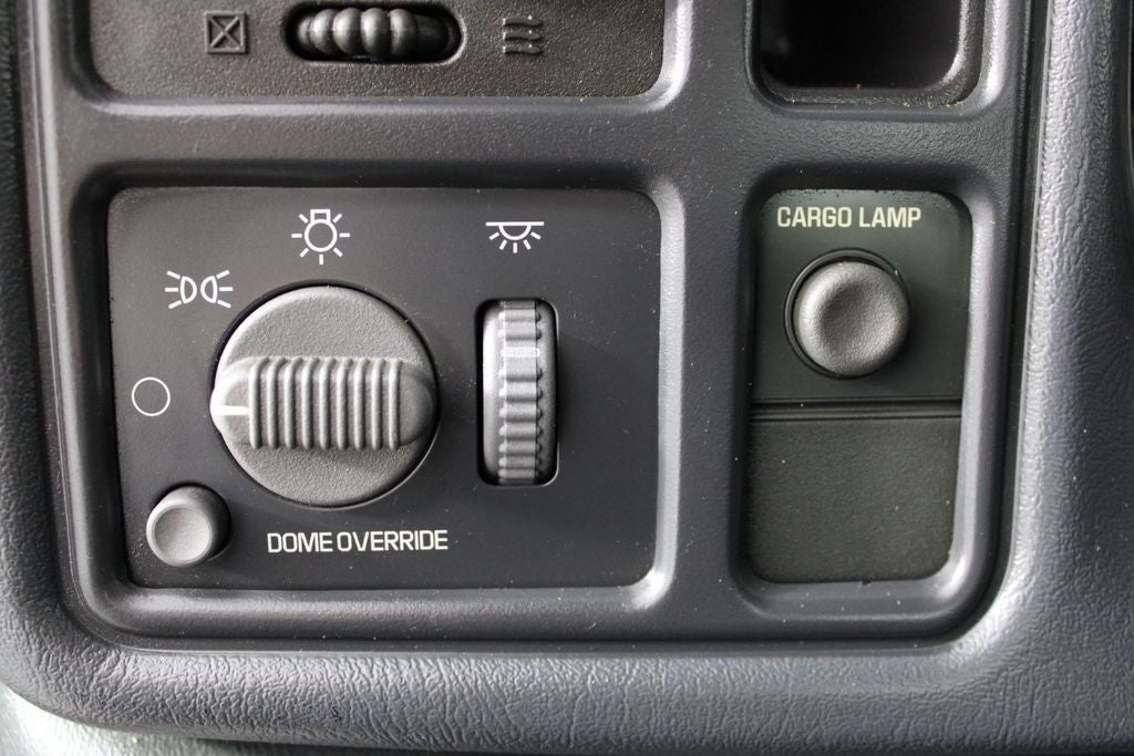 2002 GMC Sierra 1500 Standard