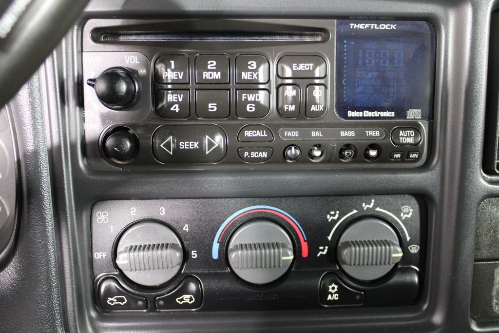 2002 GMC Sierra 1500 Standard