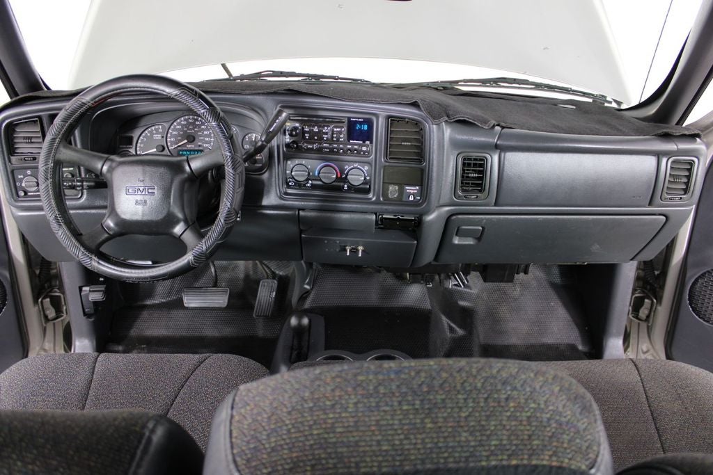 2002 GMC Sierra 1500 Standard