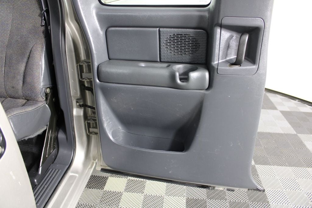 2002 GMC Sierra 1500 Standard