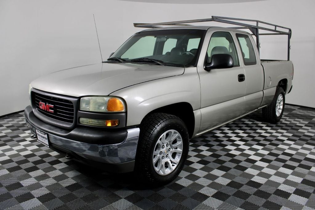 2002 GMC Sierra 1500 Standard