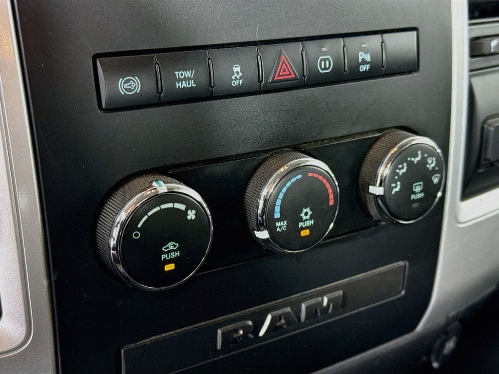 2012 RAM 3500 SLT
