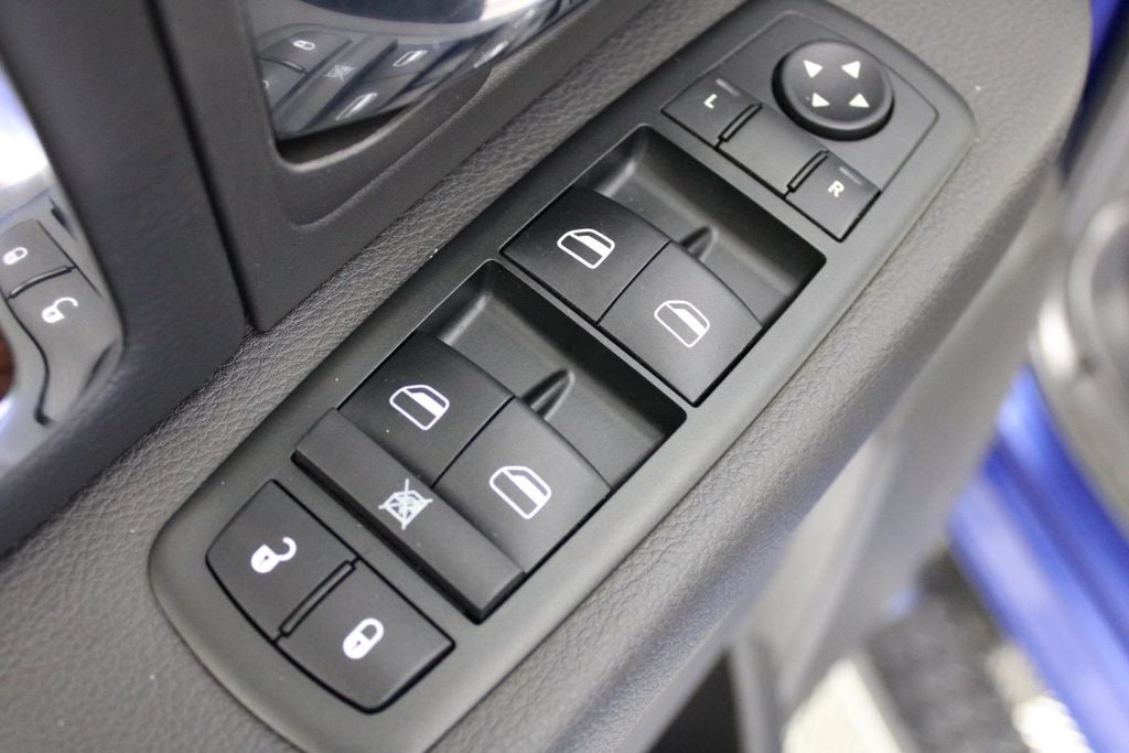 2011 RAM 3500 Laramie