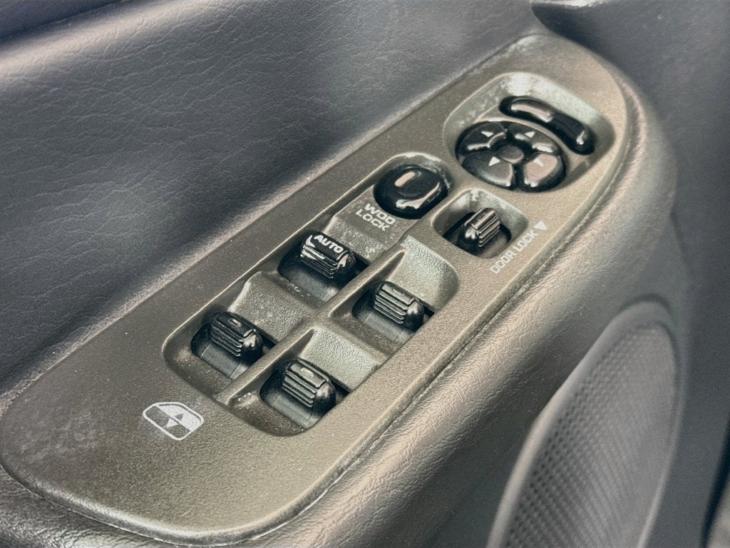 2004 Dodge Ram 2500 SLT