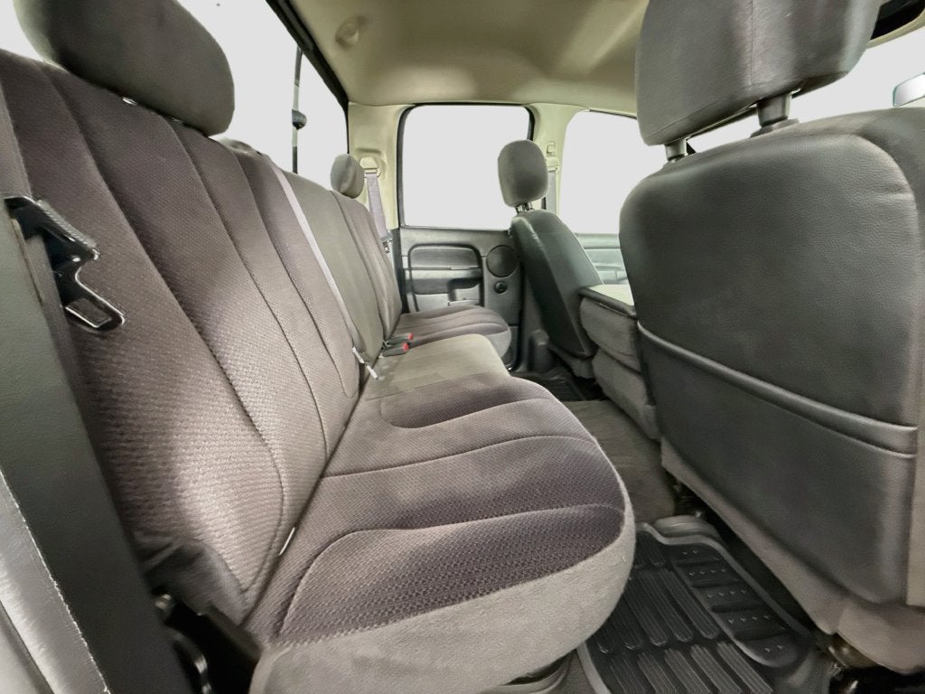 2004 Dodge Ram 2500 SLT