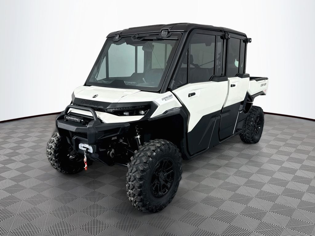 2026 Can-Am Defender Limited