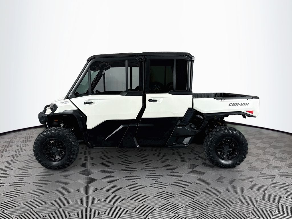 2026 Can-Am Defender Limited