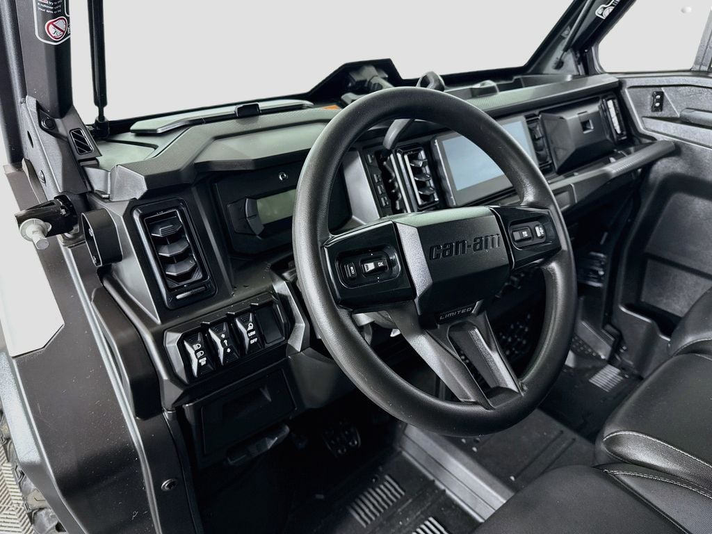 2026 Can-Am Defender Limited
