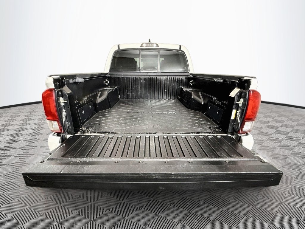 2018 Toyota Tacoma SR V6