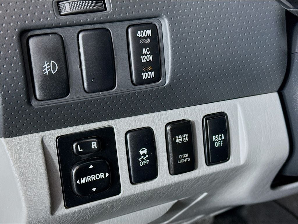 2013 Toyota Tacoma Base V6