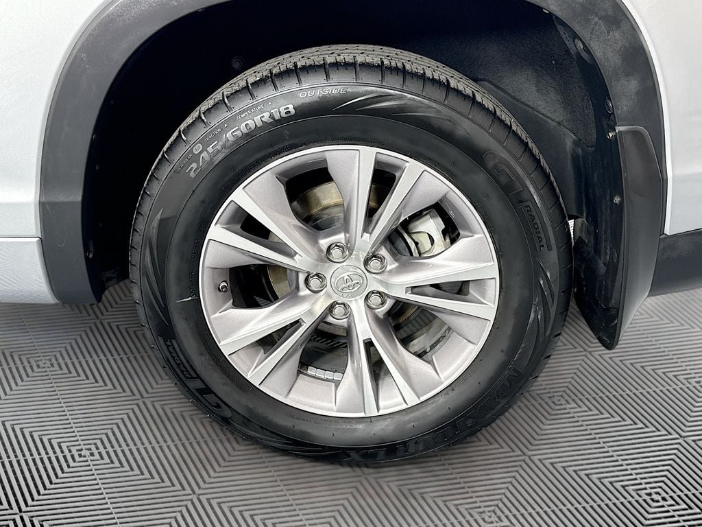 2015 Toyota Highlander LE Plus V6