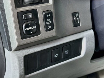 2010 Toyota Sequoia SR5 5.7L