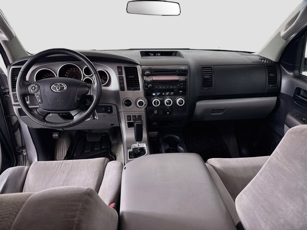 2010 Toyota Sequoia SR5 5.7L