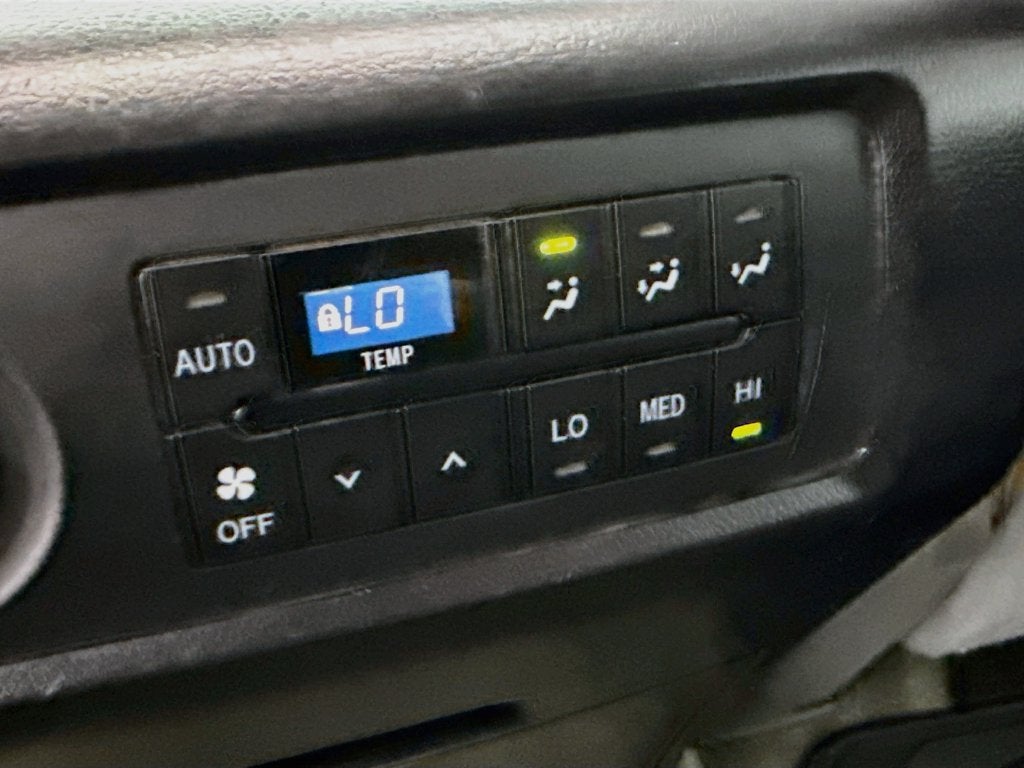 2010 Toyota Sequoia SR5 5.7L
