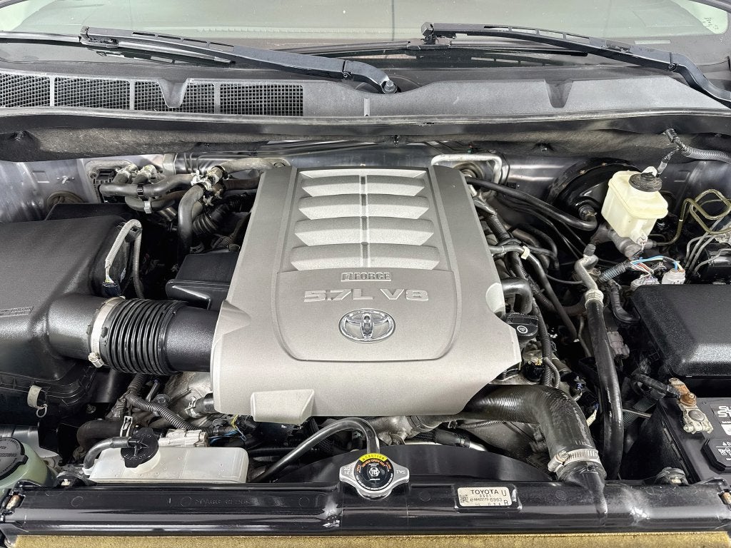 2010 Toyota Sequoia SR5 5.7L