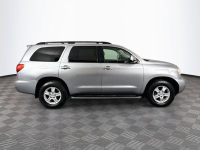 2010 Toyota Sequoia SR5 5.7L