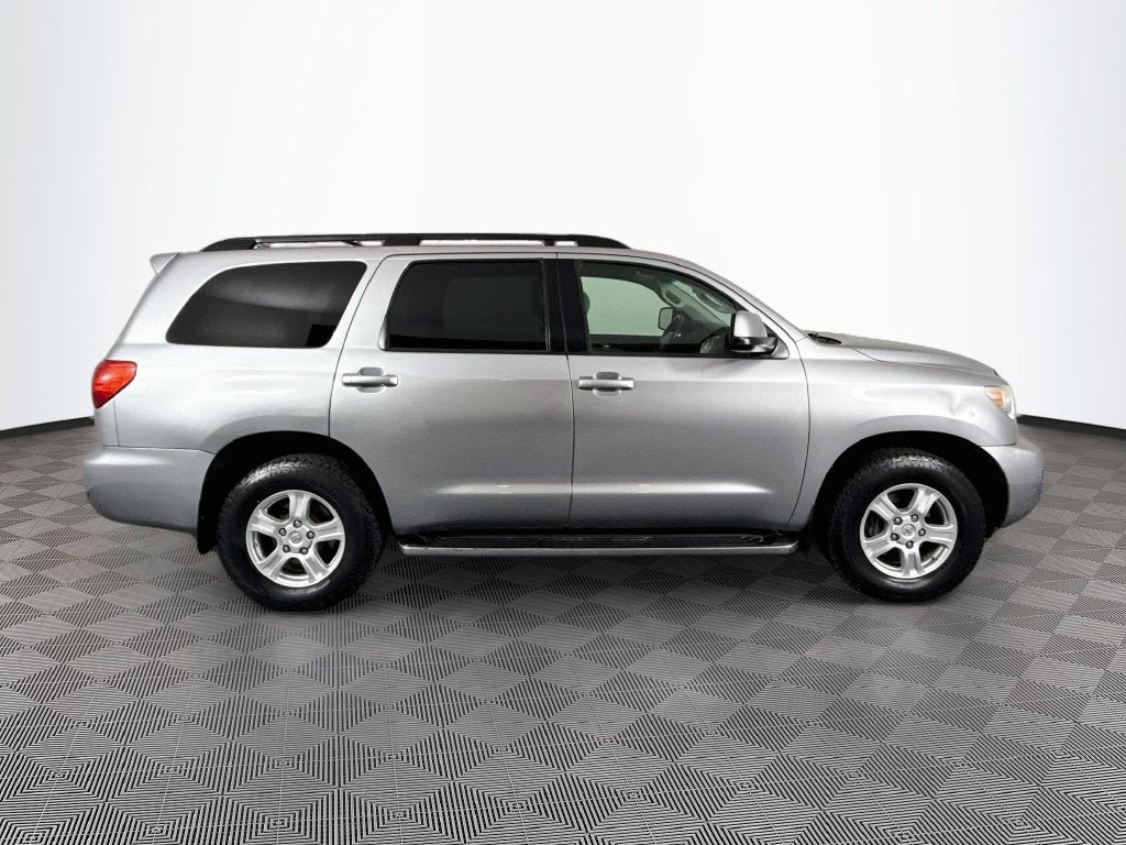 2010 Toyota Sequoia SR5 5.7L