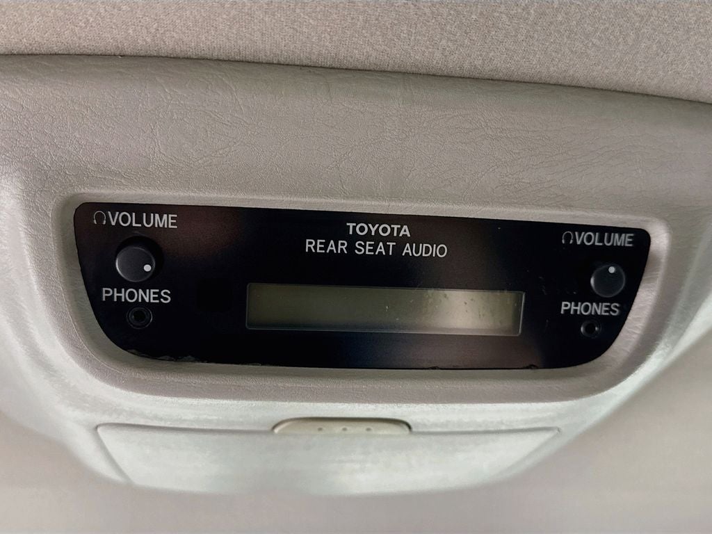 2005 Toyota Sienna LE