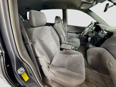 2005 Toyota Sienna LE