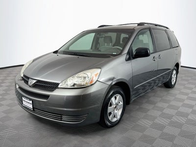 2005 Toyota Sienna LE