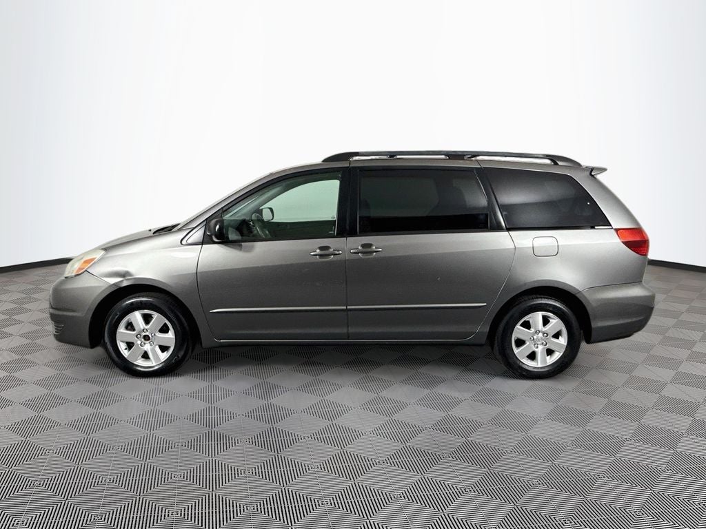 2005 Toyota Sienna LE