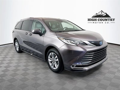 2024 Toyota Sienna Limited 7 Passenger