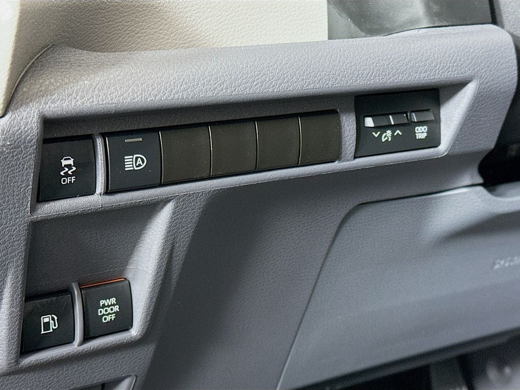2024 Toyota Sienna Limited 7 Passenger